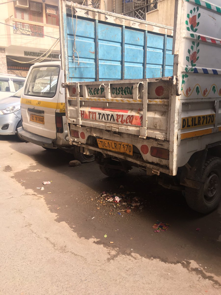 shaaline's tweet photo. What a shame on #SwachhBharat  with sweepers not cleaning and when they do they sweep the garbage back into open drains @PMOIndia @CMODelhi @ArvindKejriwal @OfficialSdmc @MLA_NareshYadav https://t.co/FRLppK16VY