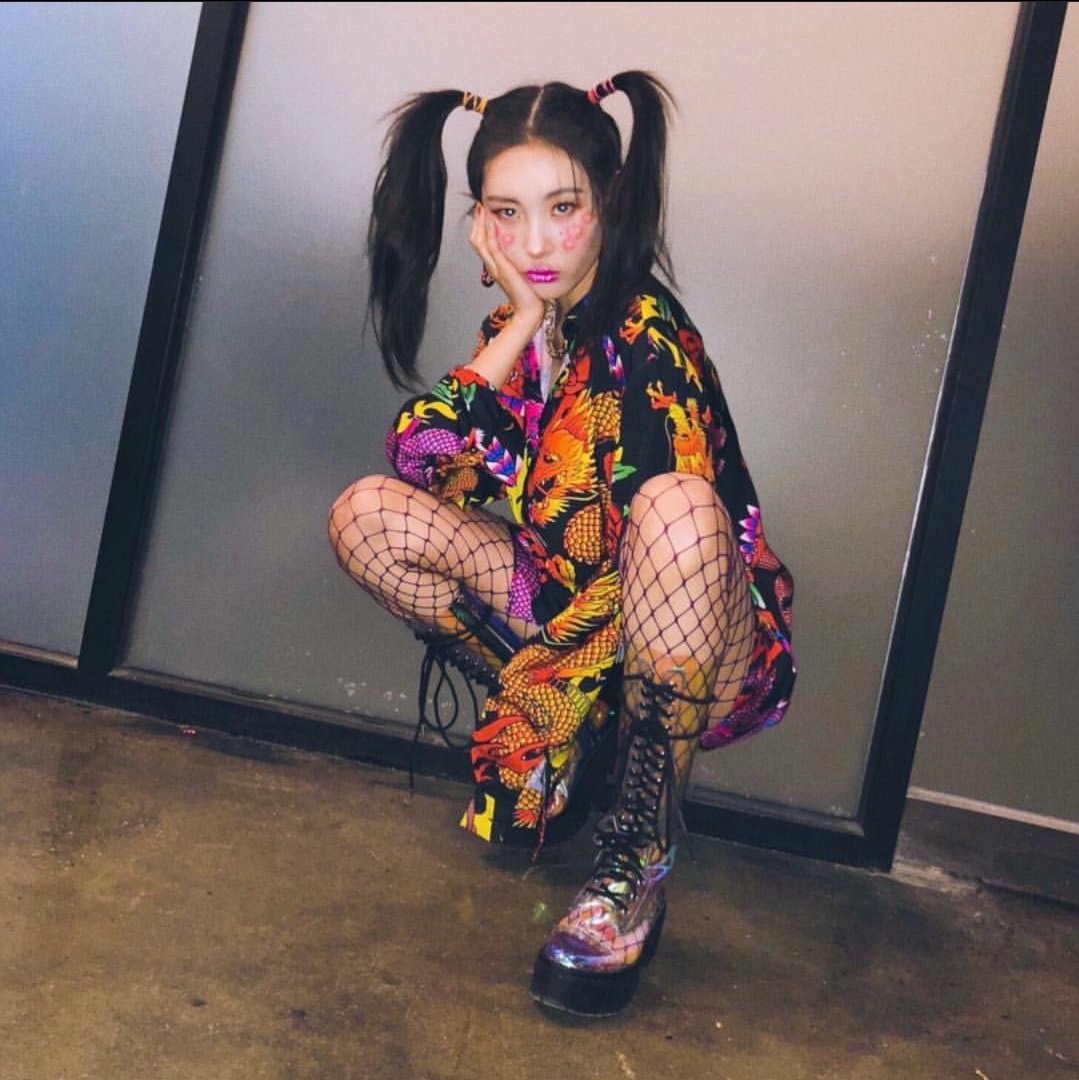 Miyaspreading, a very necessary Sunmi thread