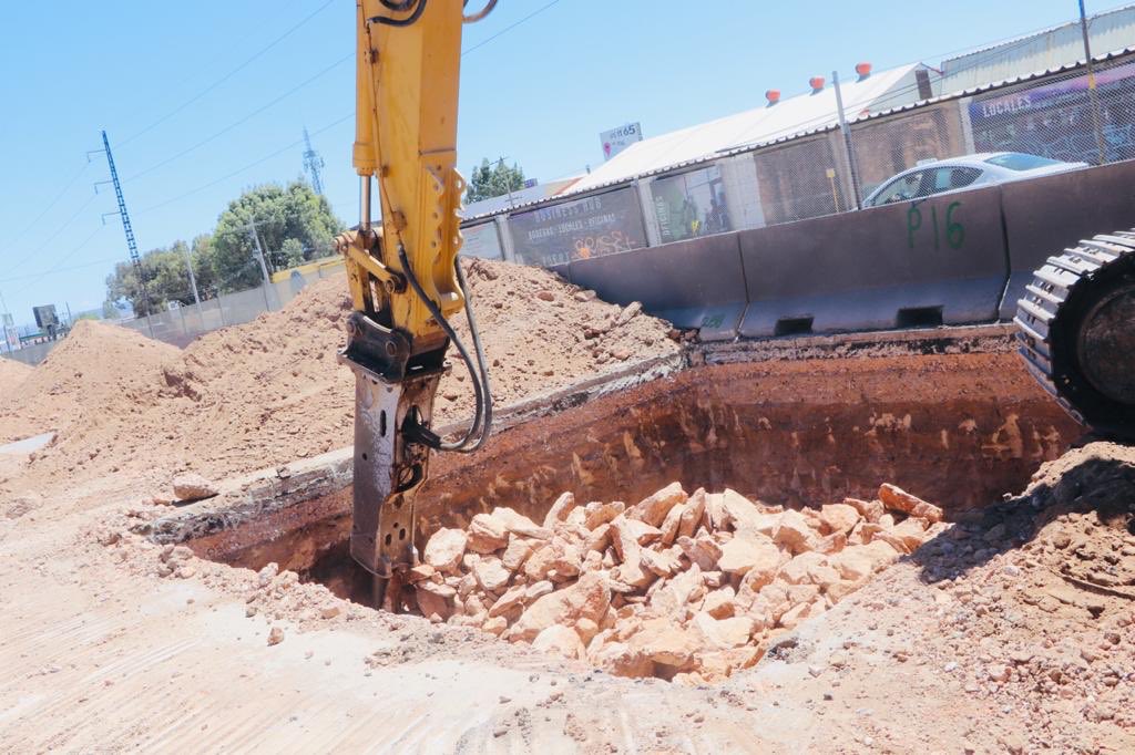 navaslp's tweet photo. El pasado 2 de abril arrancó la construcción del Puente Vehicular en Boulevard Rocha Cordero, a través de un convenio de colaboración entre el @GobEdoSLP y el @SLPMunicipio

#SanLuisSuenaFuerte #SLP https://t.co/FNivMafjLn