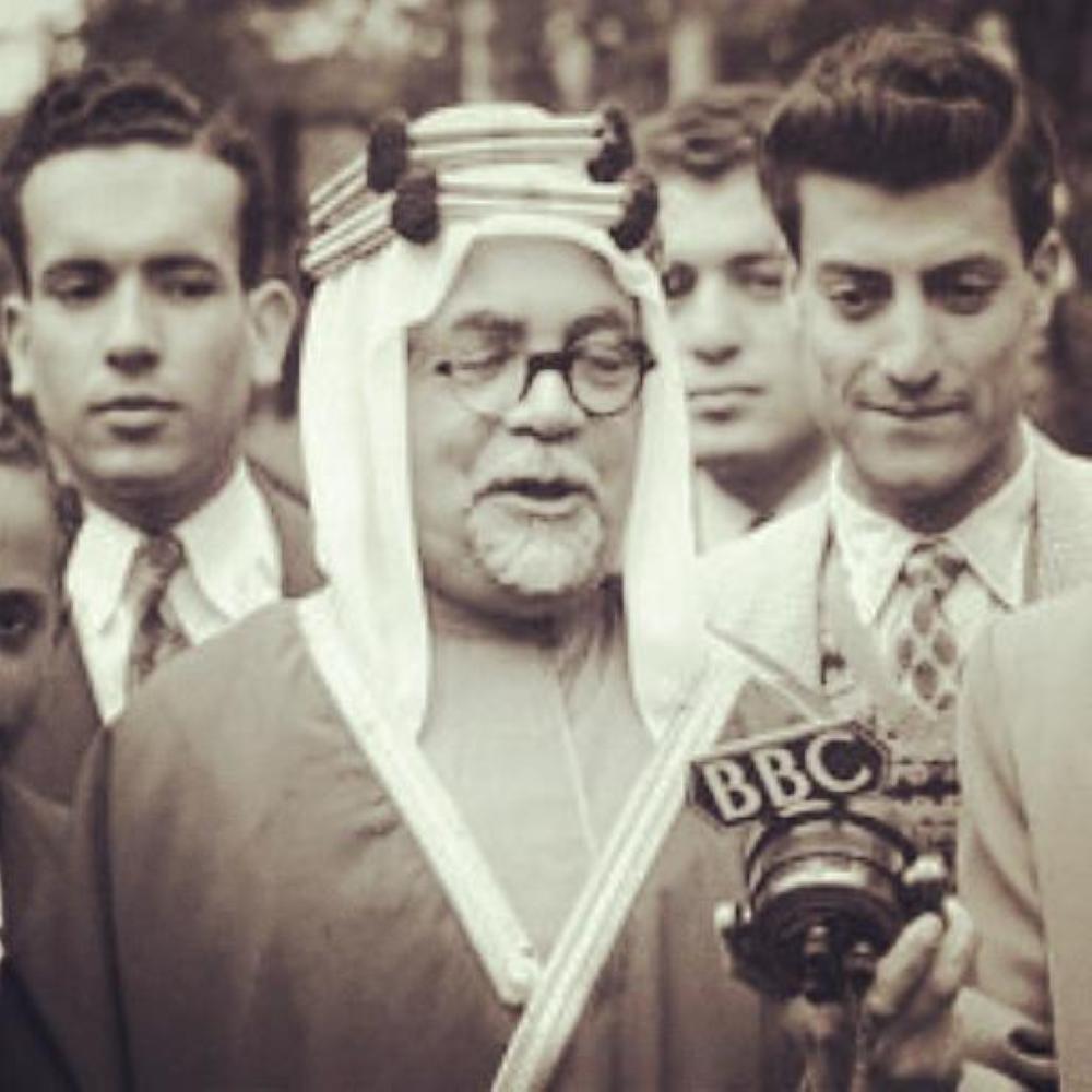 Among those invited by the King's advisor Hafez Wahbah and interviewed by the King was, Hassan Al-Banna, Al-Banna was denied , then on 1936, when Hassan al-Banna visited the kingdom to perform Hajj,