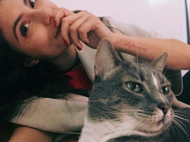 ♡ bárbara lópez with animals; a thread