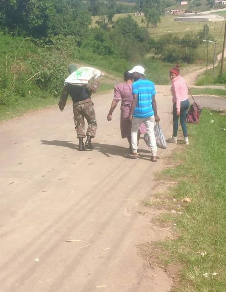 STATES91's tweet image. #SANDFDeployment

Aluta continua ✊✊✊