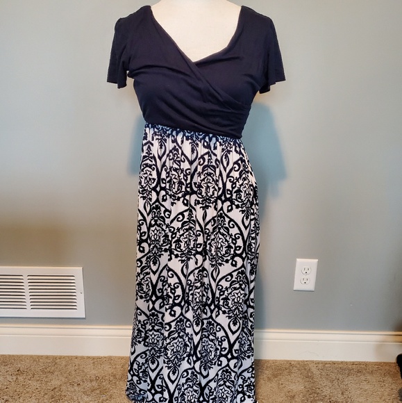 WearMilla's tweet photo. So good I had to share! Check out all the items I'm loving on @Poshmarkapp #poshmark #fashion #style #shopmycloset #gilli: https://t.co/uy7NiZZv5h https://t.co/znuVAhaRjo