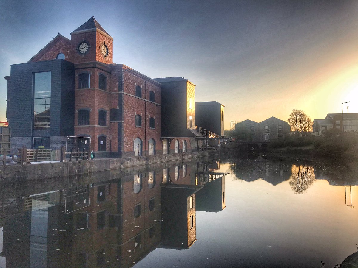 Lovely early sunrise walk this morning.  #wiganpier