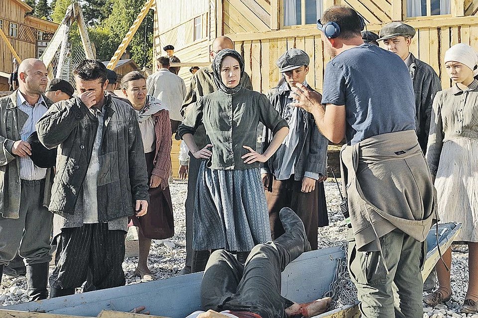 Как же тяжело жить в оккупированной стране! Когда оккупанты снимают фильмы про то, как они ТЕБЯ ненавидят, твою СТРАНУ и вообще весь твой НАРОД!