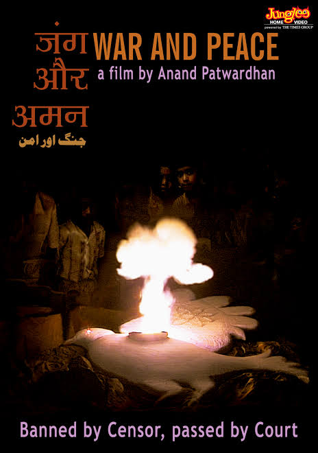 Exploration of how the decades-long conflict between India and Pakistan propels both countries to pursue nuclear weapons. #JungAurAman /  #WarAndPeace (2002) by  @anandverite.Link:  https://vimeo.com/89882049 