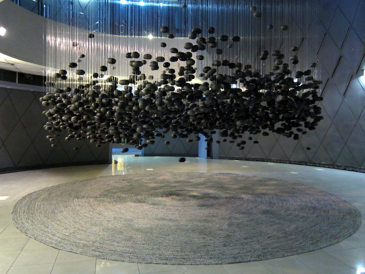 yuchengcomuseum's tweet photo. (1/3) Day 30 of bringing art to your homes.

Suspended Garden by Tony Gonzales &amp; Tes Pasola

Did you know: The Suspended Garden was a site-specific installation especially created for the 2010 exhibit Pumapapel: Art in Paper. The work has been a favorite of visitors of the museum https://t.co/idTvOQ4PXT