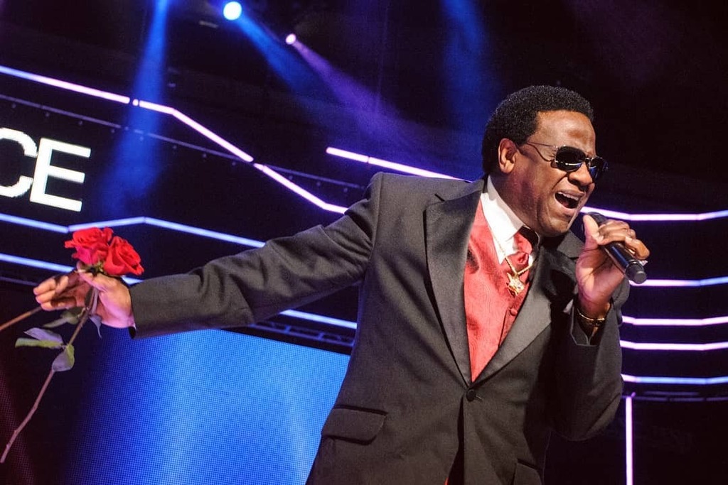1stthreesongs's tweet photo. The Living Legend @AlGreen Celebrates his birthday today! 📸- @jvincephoto/1stthreesongs

Al Green performs on the Main Stage at the 2009 @essencefest at the @MBSuperdome on Sunday, July 5, 2009

#AlGreen #1stThreeSongsBirthdays #Livemusicrocks #first… https://t.co/IKRyEknTwl https://t.co/pMWgUaUMEC