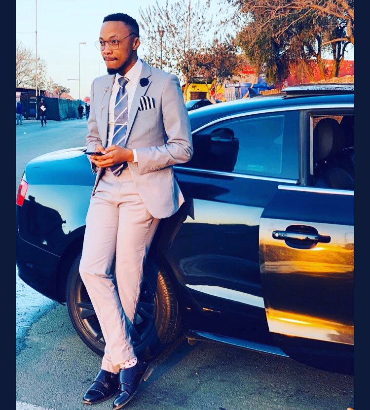 Mckhoba_'s tweet photo. I think it’s time we start doing the impossible because the possible ain’t working. #ApostleX #ChangeDriver #WeGotta https://t.co/p34IWlk4gi