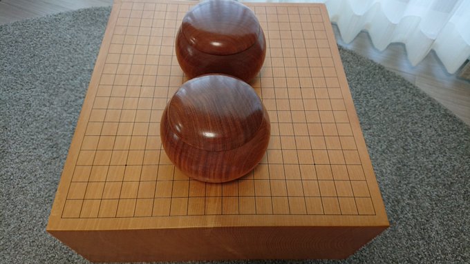 width:540