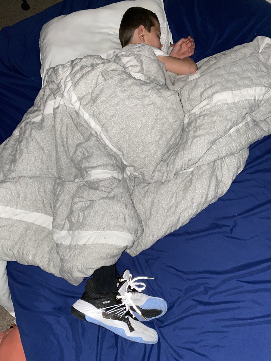 TheReal_BoSteed's tweet photo. I think he likes his new Spidas! @spidadmitchell https://t.co/U6oi368dMh