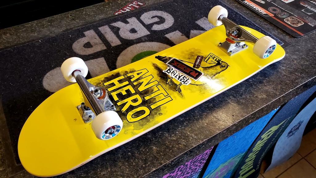 kwadjitsu's tweet image. New set-up! 
#antihero #skateboard
#skateboarding #bones