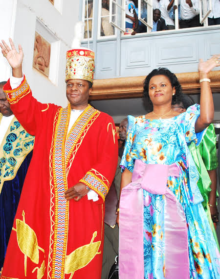 mkainerugaba's tweet photo. Let me send his royal highness the Kabaka of Buganda a very good birthday. May you have many more your highness. https://t.co/ggbQs5eRLP