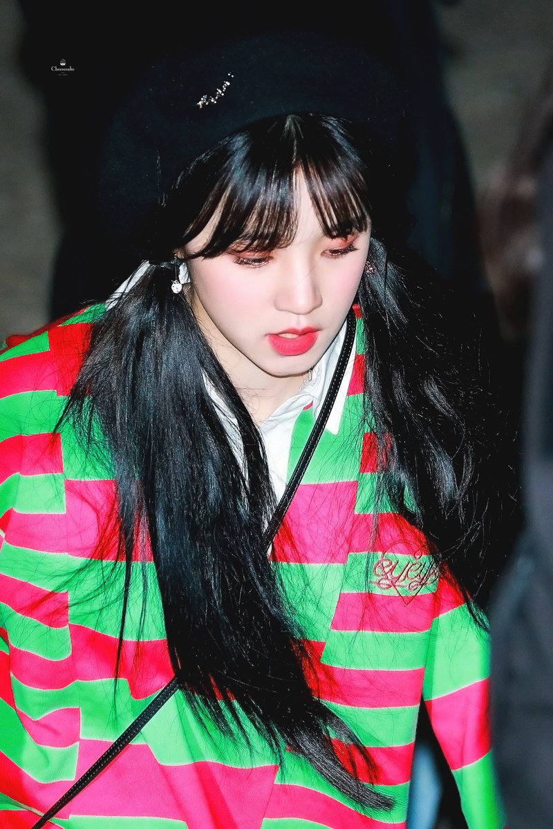 (G)I-DLE YUQI (우기) tweet media