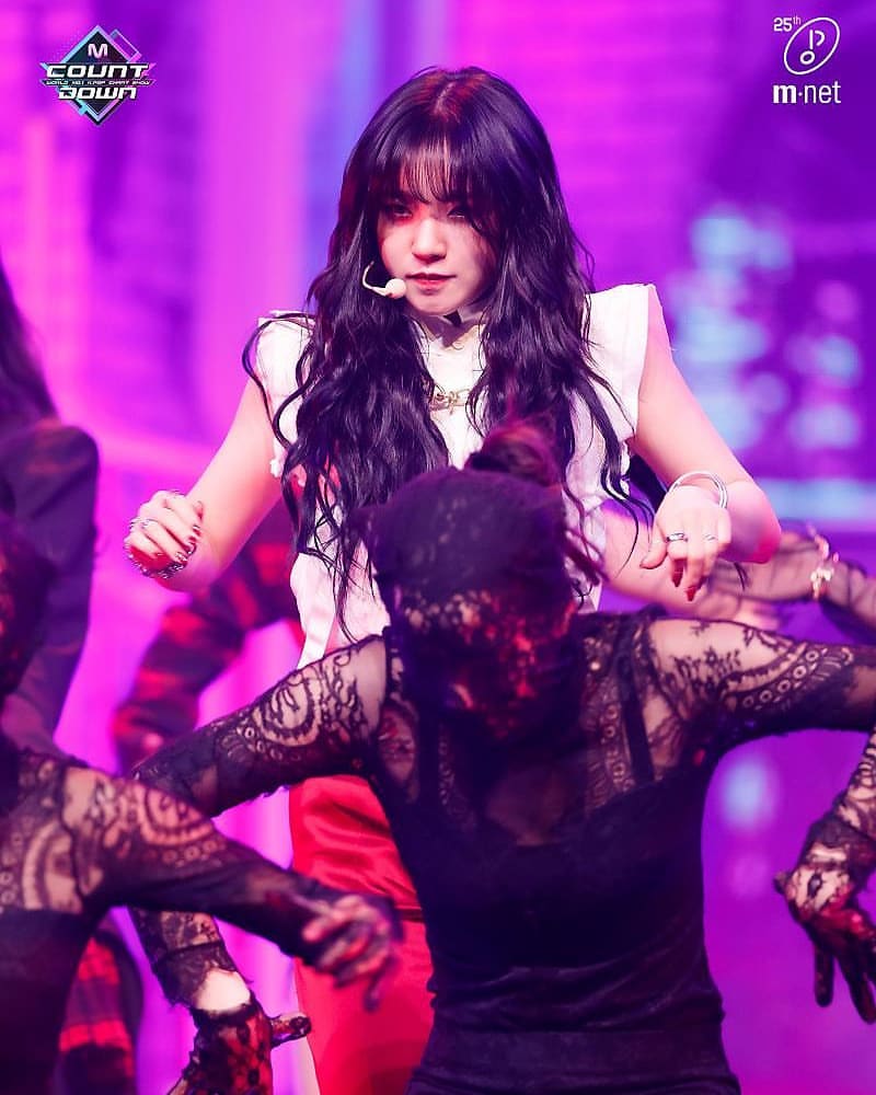 (G)I-DLE YUQI (우기) tweet media