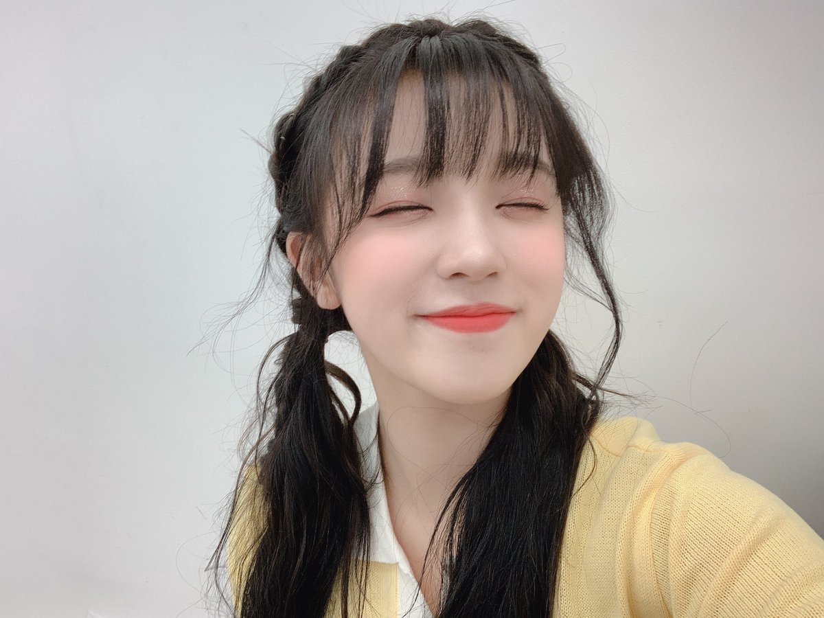 (G)I-DLE YUQI (우기) tweet media