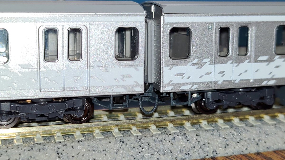 F-202 MUE-Train用床下機器セット(¥9,000) TOMIXの209系に使用できる