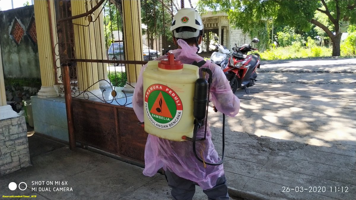 PadvinderSalman's tweet photo. Penyemprotan Disinfektan di Sambelia

#pramukaupdate #infopramuka #aksipramuka #satupramuka #pramukabawaperubahan #pramukahitz #pramukaperekatbangsa #pramukakreatif #scoutradioindonesia #pramukakeren #kwartirnasional #kwarnas #cikalscoutid #radiosahabatpramuka #pramukaday https://t.co/SC16mVGqJa
