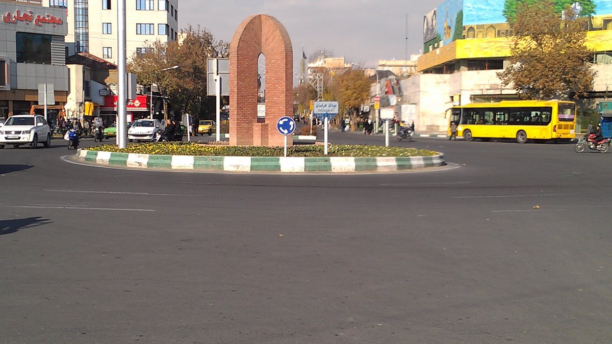How do these images relate to each other? 
Everyday in Tehran and in this Square, Foods which have cooked by people according to the program are collected and distributed among those who have become unemployed due to the prevalence of #Corona
Helping each other= Corona’s failure