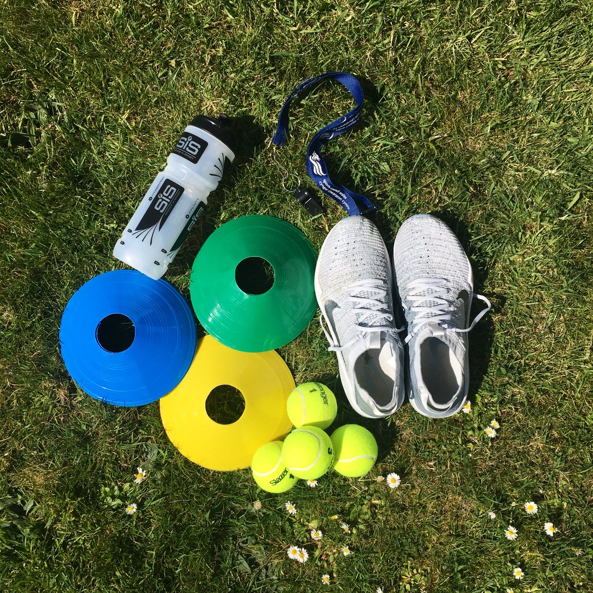 DofEWales's tweet photo. If the sun is shining with you today, why not get outside and make a start on your #DofEPhysical activity. Be creative, get all your household involved and try out new activities and games. If you have any recommendations get in touch and let us know! #DofEWithADifference https://t.co/MGb0I8Atqt