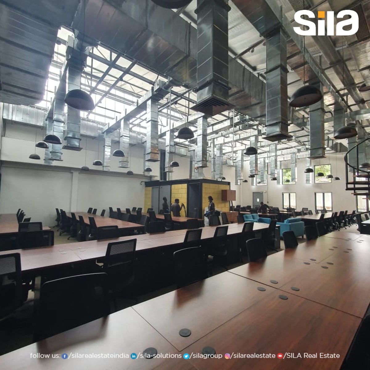silarealestate's tweet photo. #InteriorContracting: SILA completed a 40,000 sq. ft. contracting job for The Hive, Pune. The 90 ft. ceiling height and 90 tons of structural steel fabrication made this a challenging and unique project. We're glad to see how it turned out; what do you think? https://t.co/PVp2DBFmUG