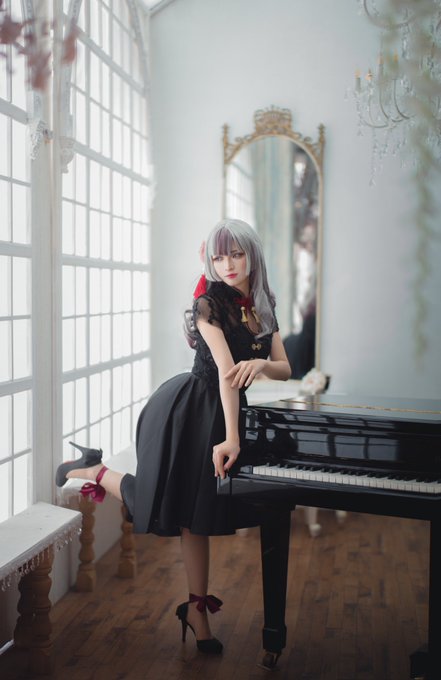 コスプレイヤーろむのTwitter画像32