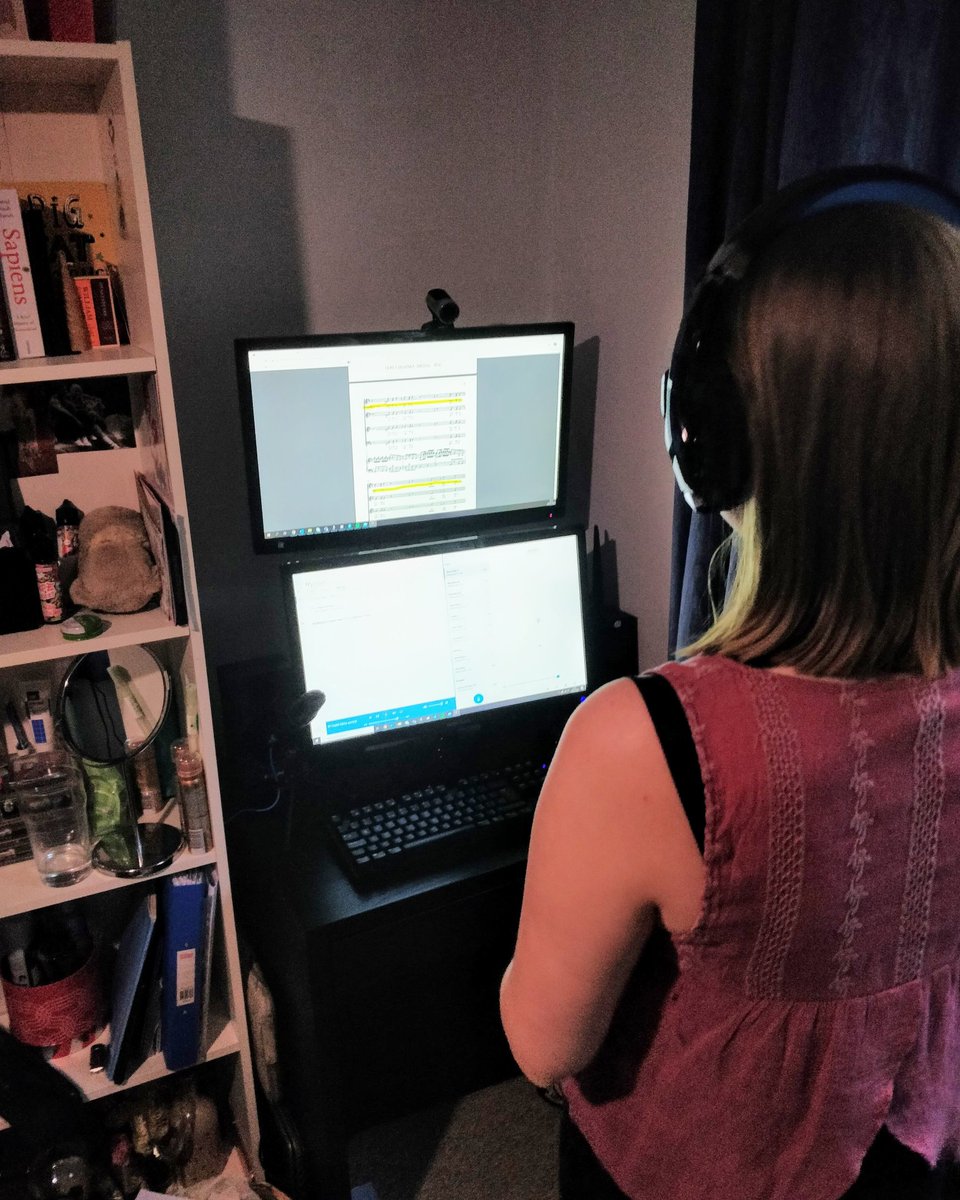 UniKent_Music's tweet photo. Some more members of @UniKentStaff getting involved in recording the Vivaldi for the project over the weekend : #unikentVMP #unikentHomeWorking https://t.co/LwEJiW0Ecw