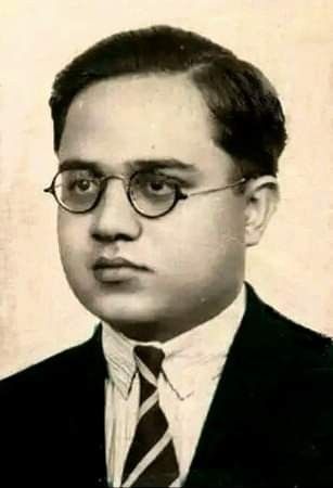 Bhimrao Ambedkar sat on a gunny sack at school & had to wait for the peon to give him water as being an untouchable he could not touch the tap or surai.When he passed the 4th standard in school his Mahar community wanted to organize a feast as no one had studied that far..
