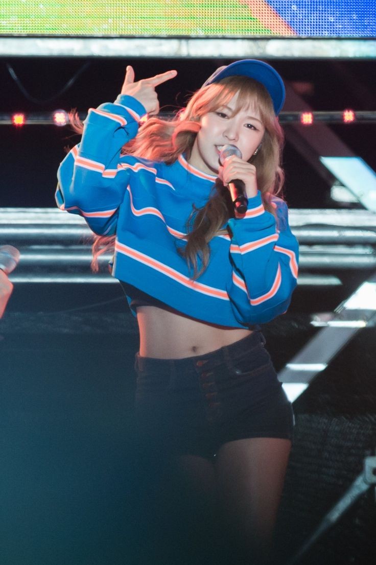 Wendy abs a thread; #Wendy  #웬디