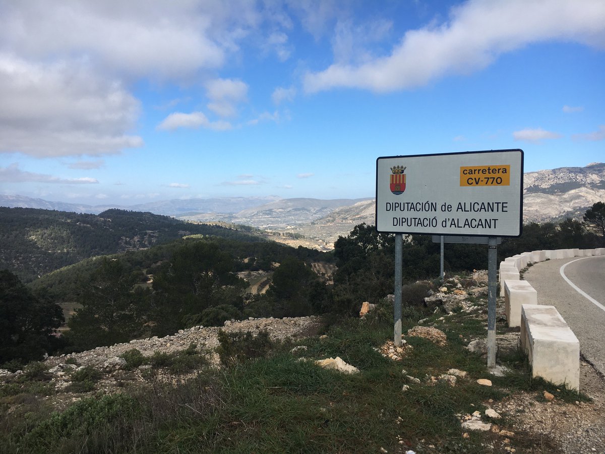 costablancabike's tweet photo. As we enter another week of lockdown in #Spain we can just look forward to better times, with views like this! #Tudons #PortdeTudons #cycling #cyclinginspain https://t.co/0iZk4a7rCV