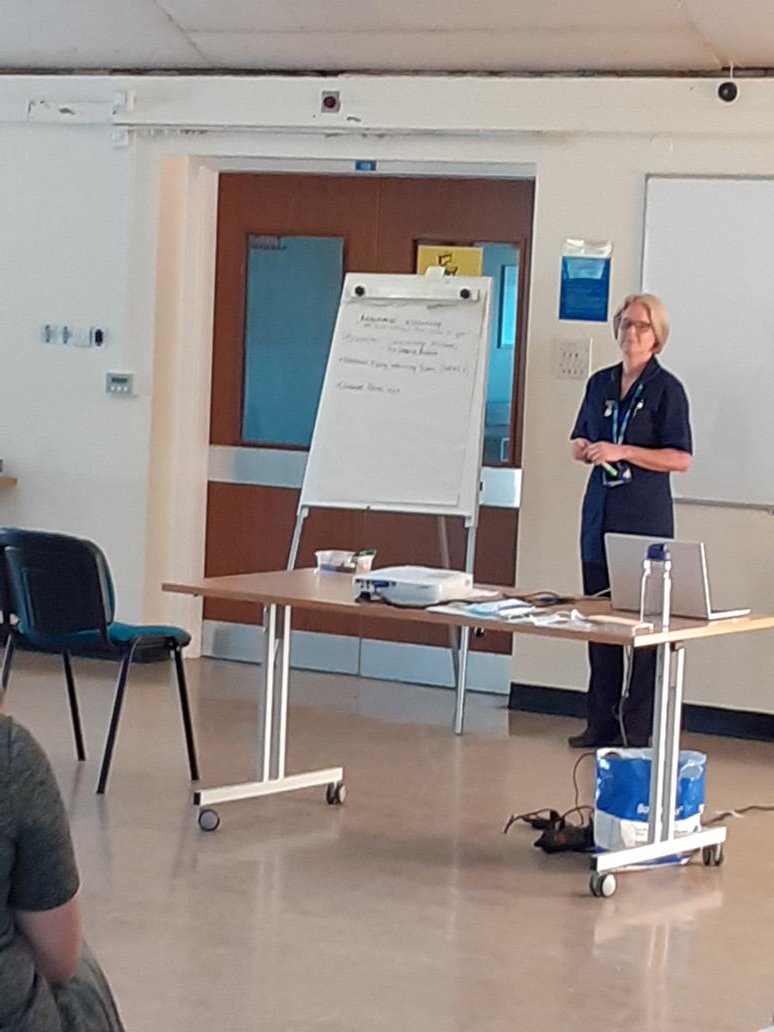 Today we are supporting redeployment training. Here's Michelle @CPF_DCHS doing the introductions @DCHStrust @PeopleDevNHS