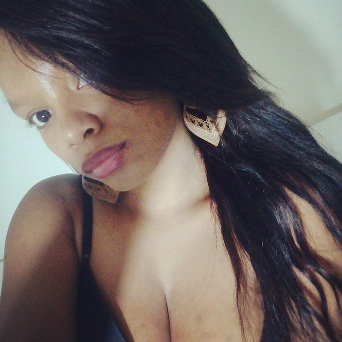 #NewProfilePic https://t.co/msToigTIlF<a href="/tag/newprofilepic"class="tags">#NewProfilePic</a>