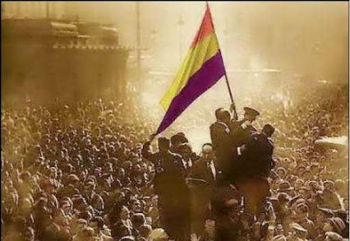 SofiaVianV's tweet photo. Salud y república! ✊🏽💜 https://t.co/zXChbGfKEY