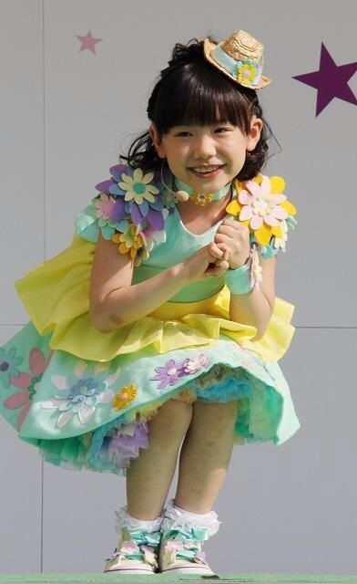 Republica De Arcoiris 虹色共和国 Di Twitter 芦田愛菜氏の ずっとずっとトモダチ には革命歌 にふさわしい内容が備わっている 愛の人 文化的愛国者 芦田愛菜は日本の誇り ニッポン革命 芦田愛菜は可愛い 芦田愛菜は賢い 芦田愛菜 ずっと