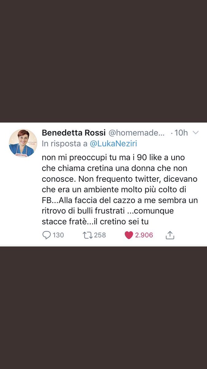 aR21ooo's tweet photo. Benedetta Rossi in tendenza su Twitter per aver asfaltato un utente del Twitter che l’ha offesa.

GODO COME UN RICCIO APPENA NATO DA POCHE ORE https://t.co/APrrnm6WWs
