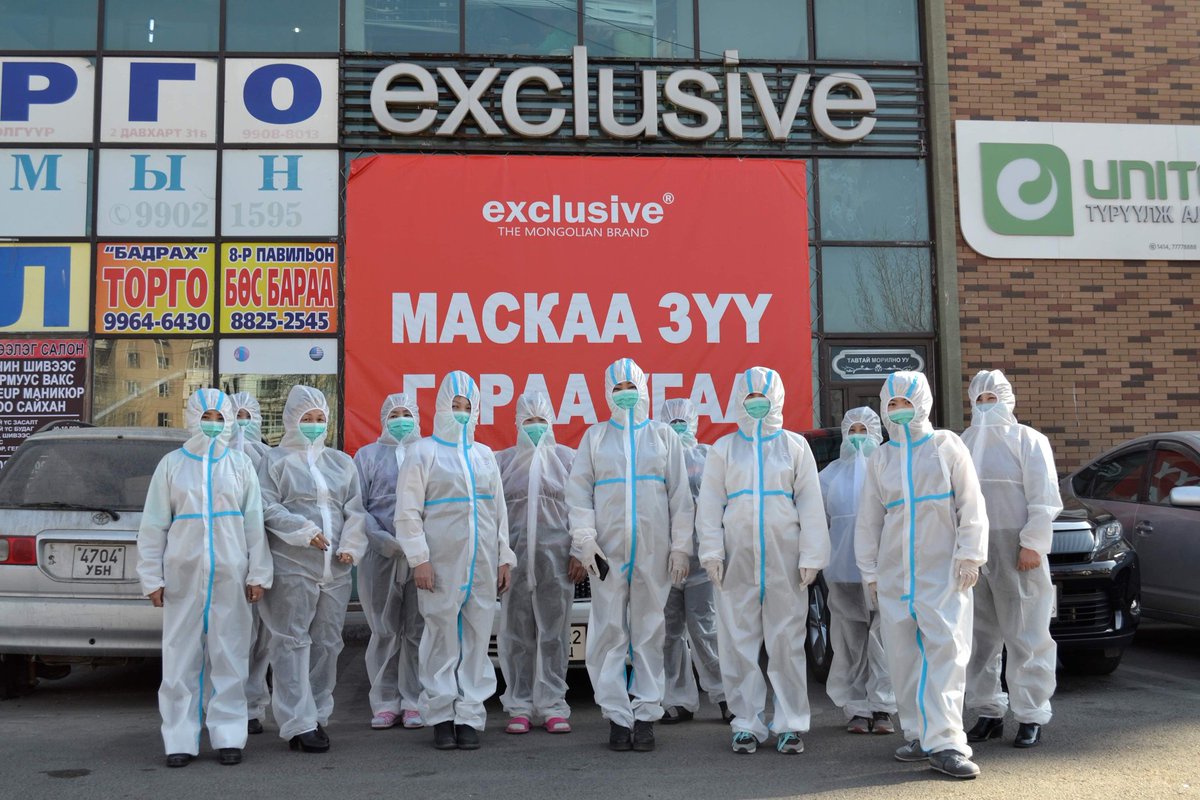 exclusive_maya's tweet photo. Бид ҮЙЛДВЭРЛЭЭД эхэлсэн... ЧАДЛАА...2 сарын уйгагүй хөдөлмөр зүтгэл байлаа... дээжээсээ УОК-д өгнө...ИСПАНИ руу #ZARAд хандив явуулна... Европт руу 20.000ш-г худалдаанд гаргах ажил эхэлсэн. Чанарын шаардлага хангасан...
ОДОО Л ТУЛААН ЭХЭЛЛЭЭ. 
Сард 120.000ш үйлдвэрлэнэ❤🇲🇳🙏 https://t.co/VzLHAdPbmO