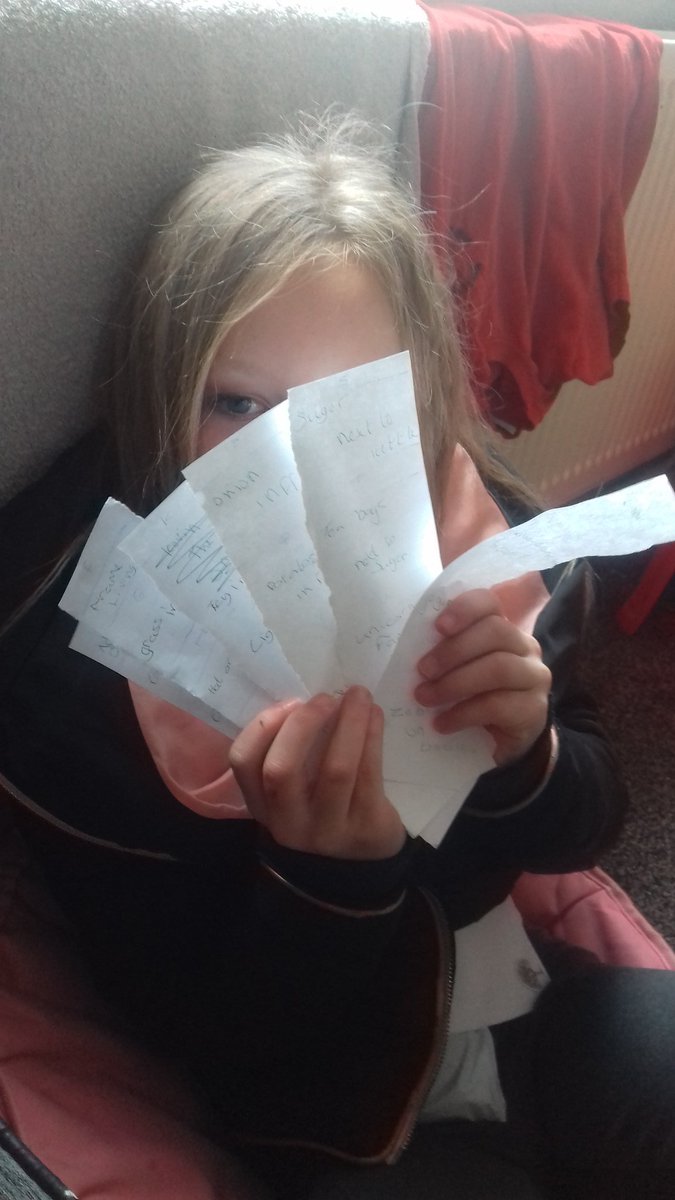 liamnclaire's tweet photo. Scarlott has been on a A to Z hunt in our house &amp; garden.. she had to find things that start with each letter then Wright the item &amp; place found. A hour of fun put in ☺ @WestfieldNPS https://t.co/4iRkvR2U7u