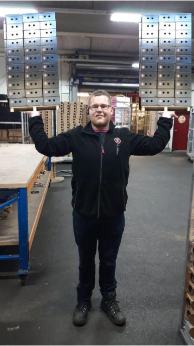 Uitgedaagd door <a href="/Together2Grow/">Fedor van Veen</a>. Hoe mooi is het om elkaar, juist in deze tijd, kracht te geven. #GivePowerChallenge. Wij dagen <a href="/GerberaUnited/">Gerbera United</a> en SVCO uit om te laten zien hoe sterk zij zijn en daarnaast om wat kracht door te geven aan anderen. #Karel #ZentooDC #Zentoo