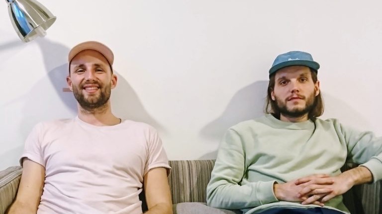 .<a href="/danstafaceb/">La Face B</a> x <a href="/IsaacDelusion/">IsaacDelusion</a> 

Interview disponible ⚡️

👉 danstafaceb.com/isaac-delusion…

Découvrez le clip de "Fancy" : youtube.com/watch?v=YLNuu_…