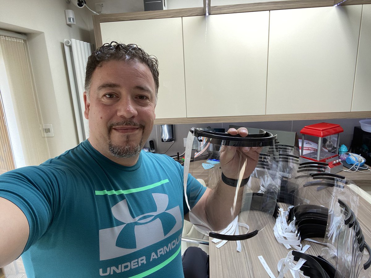 theodorespyrou's tweet photo. Every one can do their bit!! Another round of 20 visors donated to #NHS #ICU. 3D printed in #czechrepublic by Jan Arnstein and assembled in #London. #stayhome and do something productive. Thank you Marie Dubska https://t.co/PK73o2kb4R