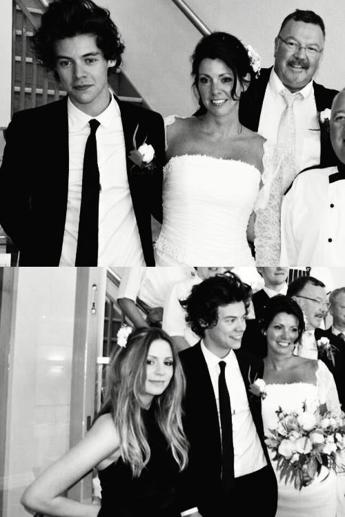 Harry Styles with his family: a thread