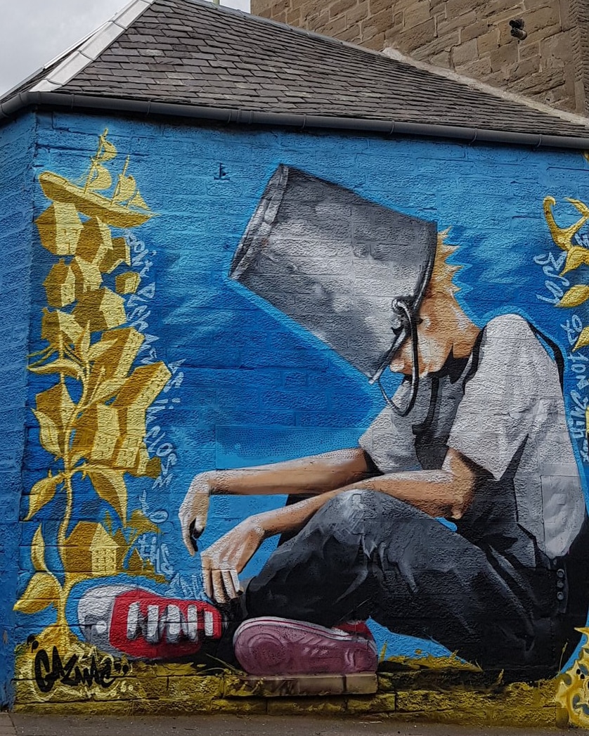 🖼️ The Oor Wullie mural in Dundee's Hilltown really is one of the city's best street artworks! It conveys so much meaning and it is specially linked with a Dundee icon! 🖼️

📍 Hilltown, Dundee

#MentalHealth #Dundee #LoveDundee #Hilltown #StreetArt #DundeeStreetArt #DundeeMural