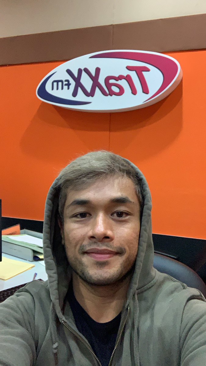 Tune in to #traxxfm now with my the Aushtronaut till midnight. You know it fellas, request line is now open! <a href="/BTSxRadioMY/">BTS Radio Malaysia⁷</a> stay safe armies!!