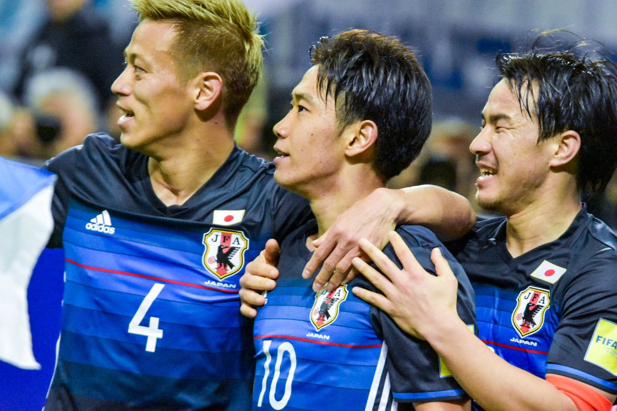 天のなめこ على تويتر Jリーグ再開まで あと 日 40日目 香川真司 ゴール後 本田圭佑 岡崎慎司 天なめphoto 日本代表 Daihyo Samuraiblue 天のなめこ على تويتر Jリーグ再開まで あと 日 40日目 香川真司 ゴール後 本田圭佑 岡崎慎司 天なめphoto 日本代表 Daihyo Samuraiblue