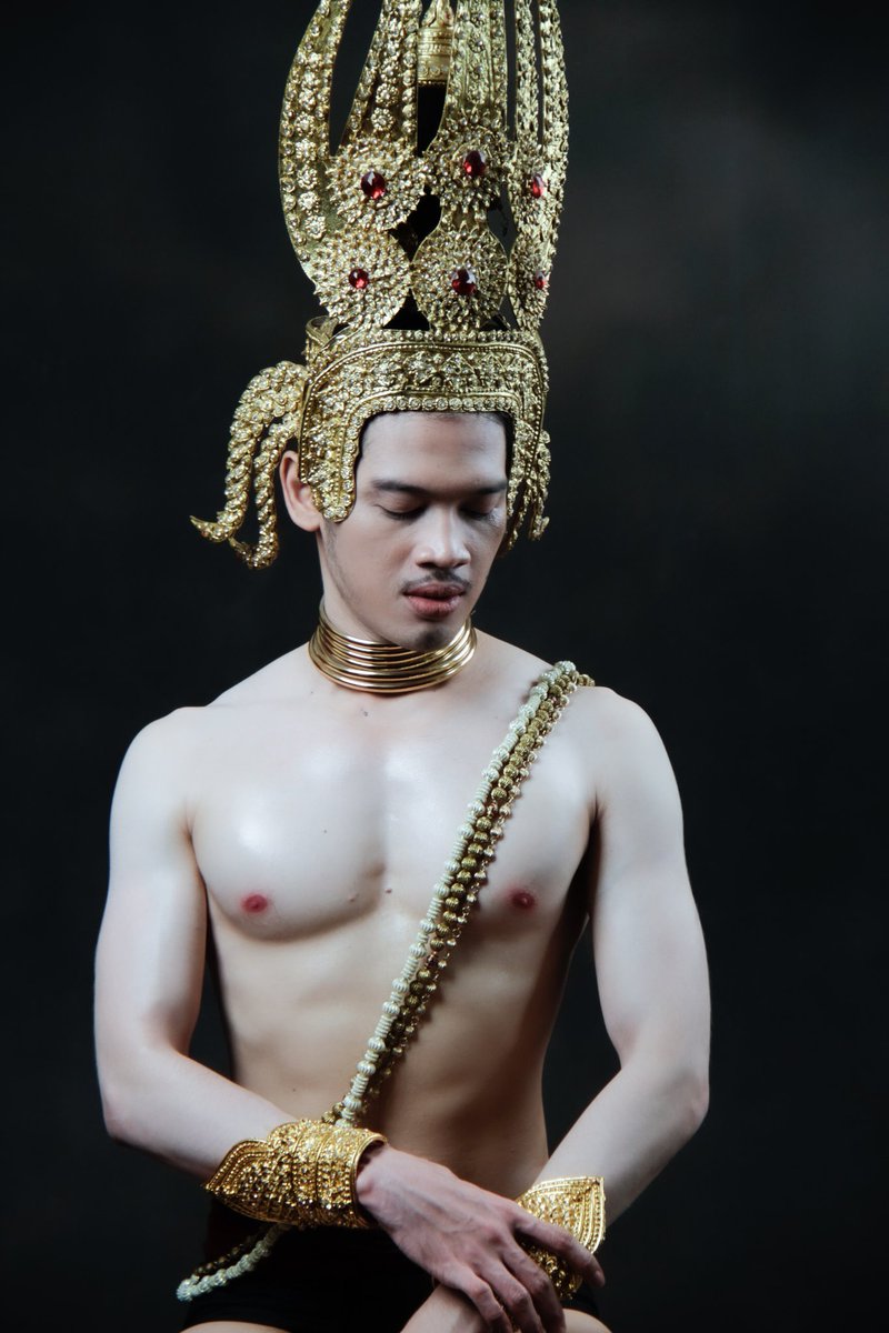 punleu16's tweet photo. ភាពស្អាតមនុស្សមិនមែនមើលលើរូបរាងខាងក្រៅ ទោះមនុស្សពាក់មាសក៏មិនប្រាកដថាថ្លៃថ្នូរ
#Thai #thaiguy #thaimodel #shoot #model #studio3037 https://t.co/7Mjn8zFa7n