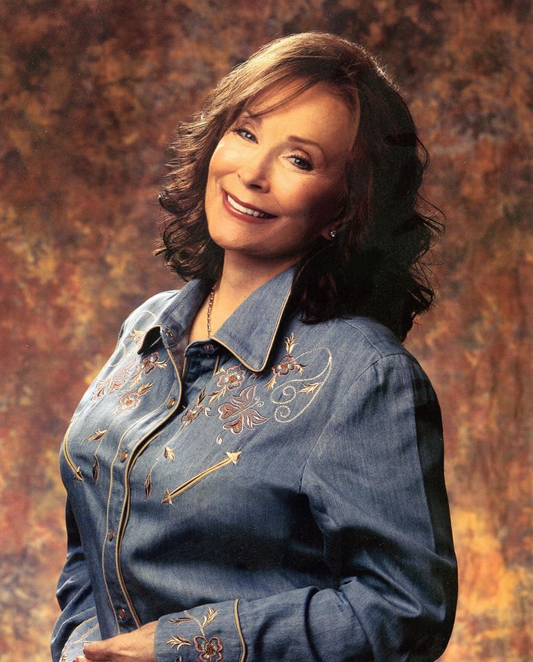 HAPPY BIRTHDAY to country music legend, Loretta Lynn. The Kentucky native turns 88 today. 