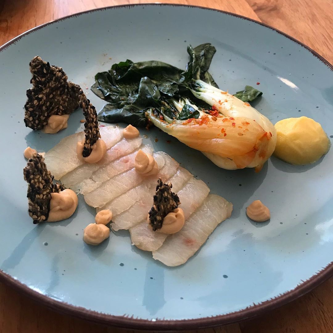 OpenBlueCobia's tweet photo. Wir lieben dieses Osteressen Mitnehmen zu Hause von #Küchenchef Julia Komp 🙌
Extrem lecker und ganz einfach zu Hause fertigzustellen🐣
📷 #siir_jos
#lindgensgastronomiebyjulia
OSTERN 🐰
https://t.co/3mKtUUQFUR
...
#openblue #cobia #openbluecobia #michelinstar #JuliaKomp https://t.co/5EyoG8E07x