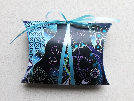 Bradley98360609's tweet image. Save money on pillow boxes at wholesale pricing by shopping at The Cosmetic Boxes - UK! We offer some of the best prices and selection on pillow boxes. Shop now! You can visit for more information: bit.ly/2XDfaRd

#PillowBoxes #PillowPackagingUK #CustomPillowBoxes