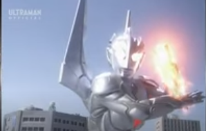 やんしの ウルトラマンノアの必殺技の一つ ノア インフェルノ 一兆度の炎をまとった拳を叩きつける大技 ゼットンの一兆度の火球 と違って凝縮した状態で光線として断続的に放たれ続けるためその威力はゼットンのそれとは比べ物にならない威力 まさしく神