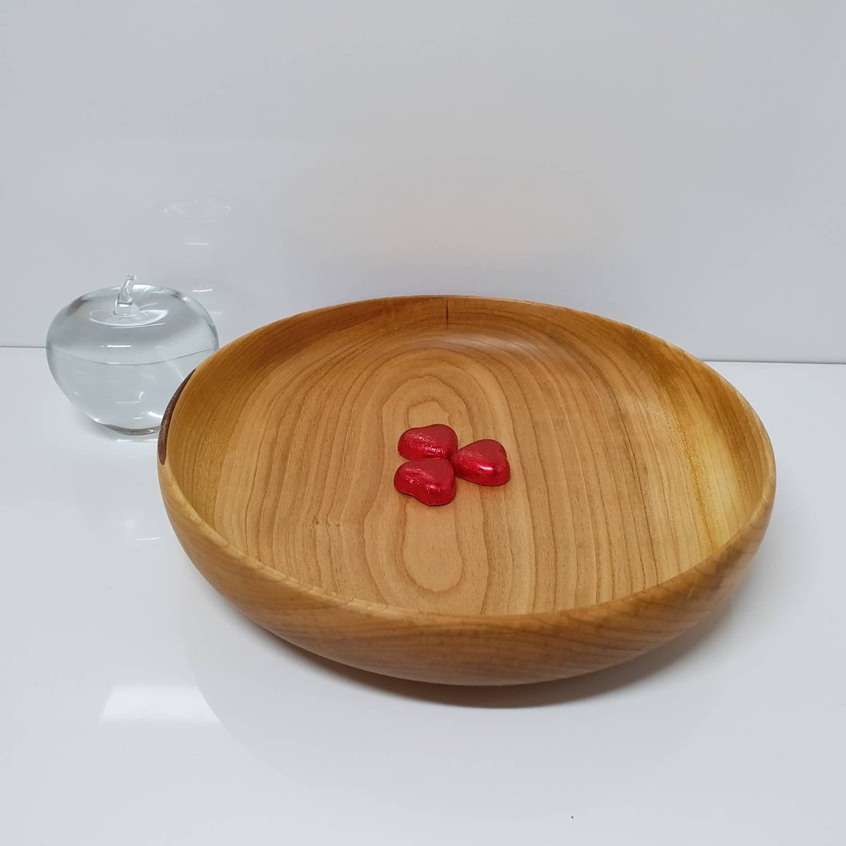 BarnMiddle's tweet photo. Wooden Bowl, Spinning Top Board https://t.co/f2U32of80X  #DecorativeBowl https://t.co/P2TG7Gok2H